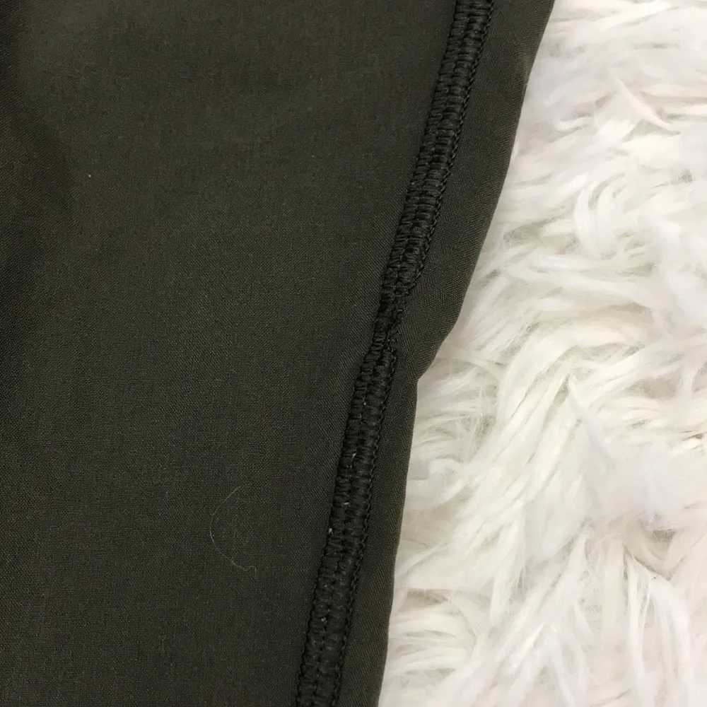 Lululemon Keep It Classic Crop *23